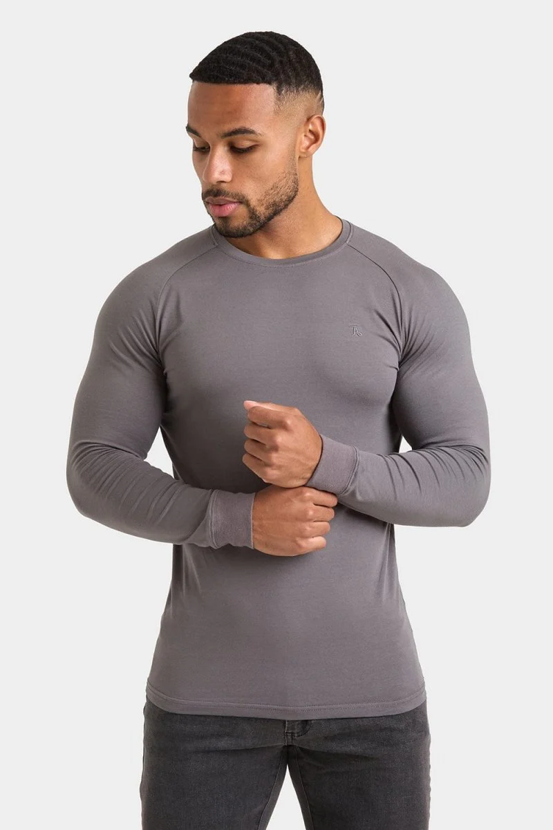 Muscle Fit T-Shirt in Mole - Image 4
