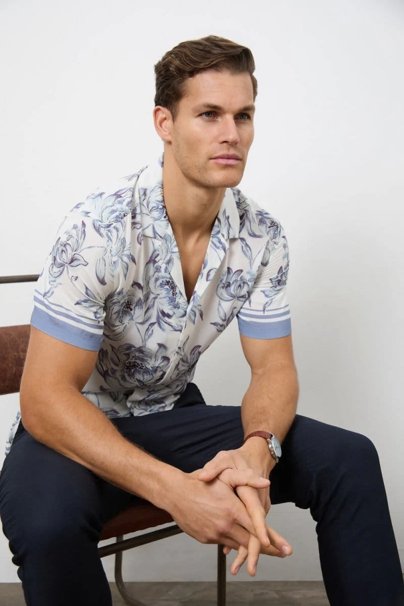 Printed Shirt in Blue Floral - Image 4
