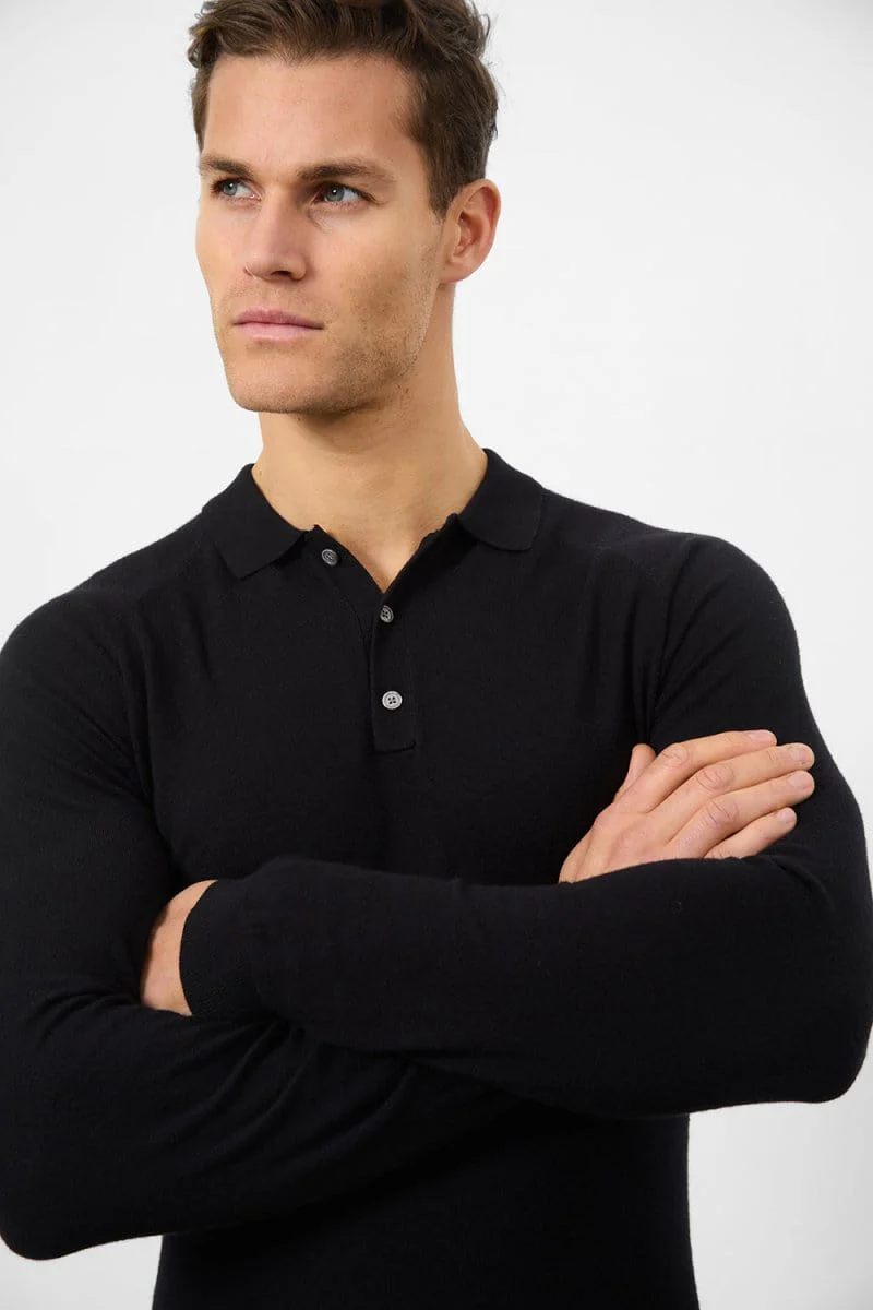 Knitted Polo Shirt in Black - Image 3