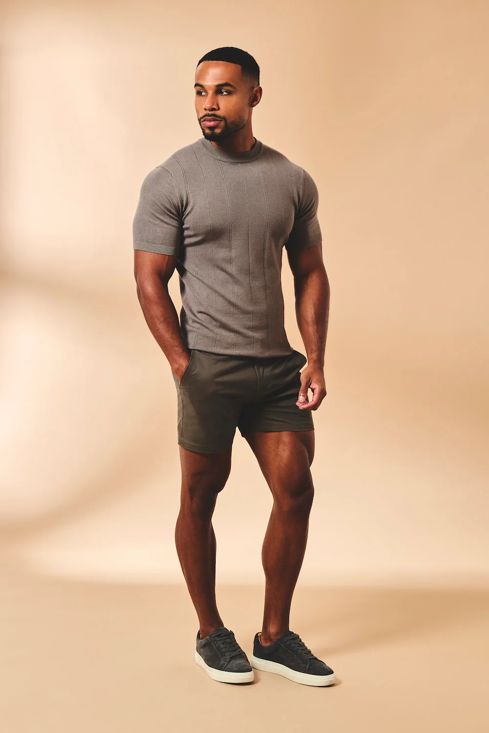 Muscle Fit Stretch Chino Shorts-Shorter Length in Mocha - Image 4