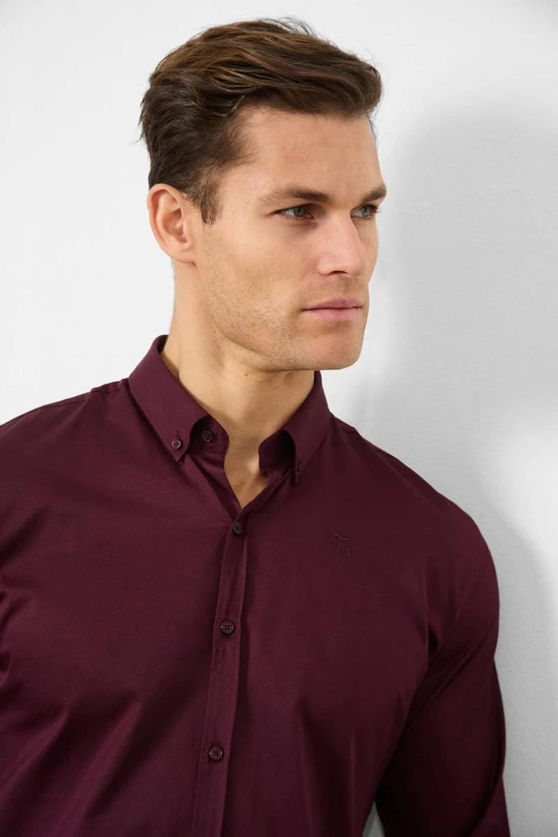 Muscle Fit Signature Shirt 2.0 in Burgundy - Image 3
