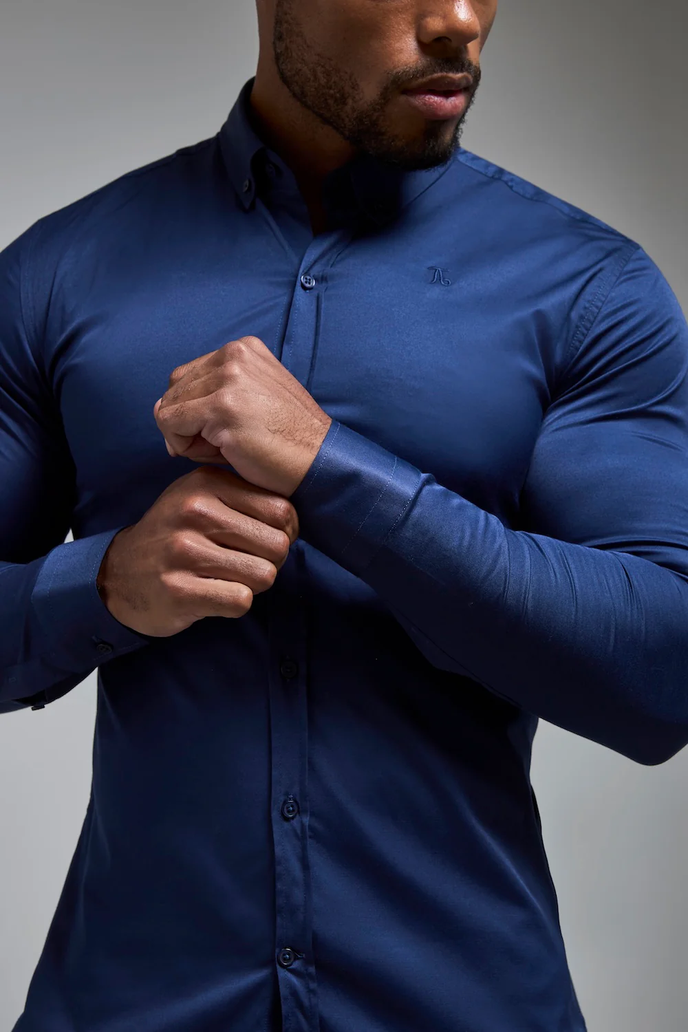 Muscle Fit Signature Shirt 2.0 in French Navy - Image 6