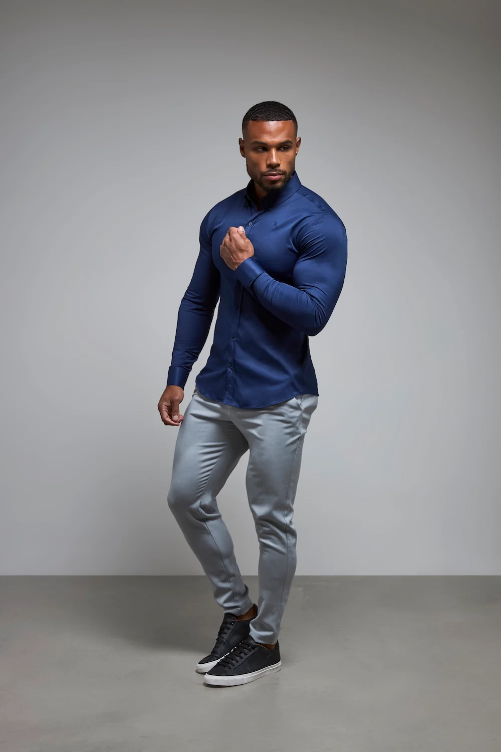 Muscle Fit Signature Shirt 2.0 in French Navy - Image 7