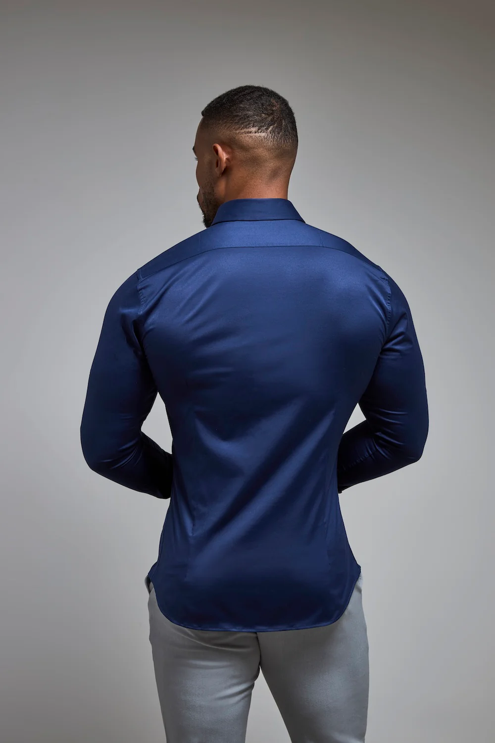 Muscle Fit Signature Shirt 2.0 in French Navy - Image 8