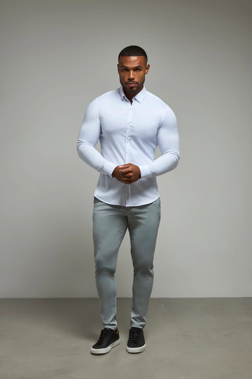 Muscle Fit Signature Shirt 2.0 in White - Image 3