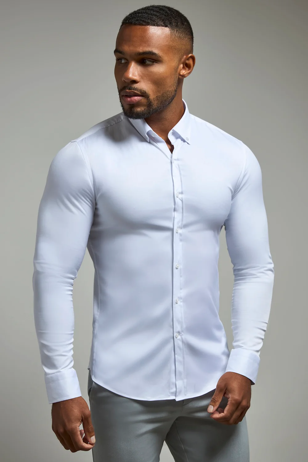 Muscle Fit Signature Shirt 2.0 in White - Image 7