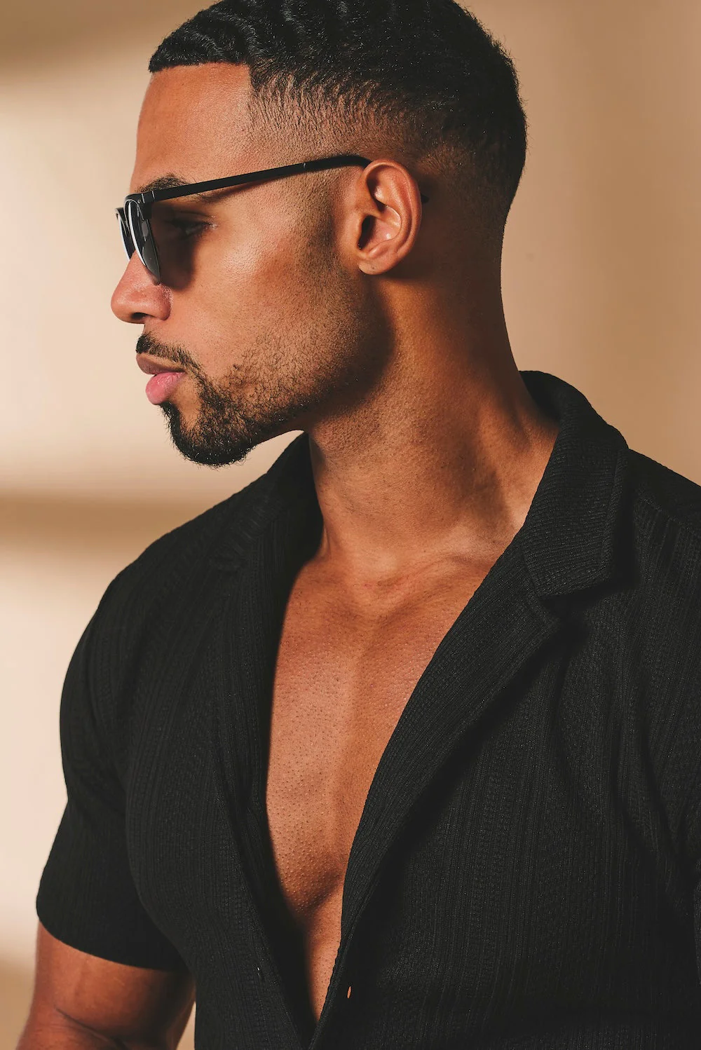 Stripe Patterned Cuban Collar Shirt in Black - Image 5