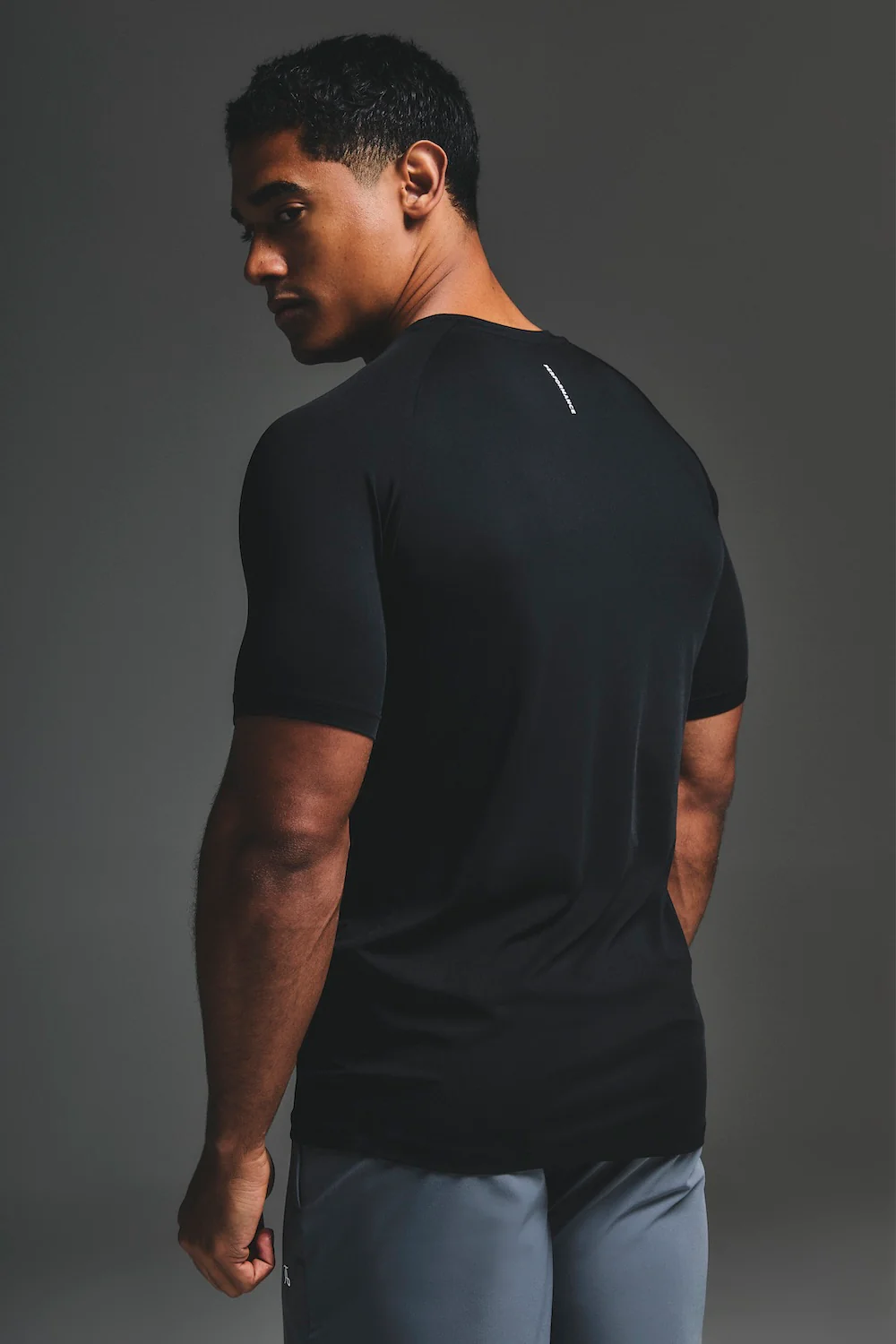 Training Top in Black - Image 4
